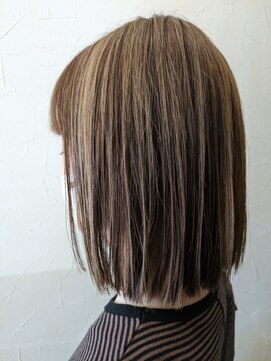 エッセンス(essence) アンブレラカラー　　　　　ーミディアム、ベージュー