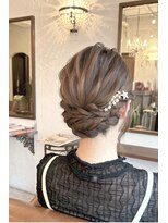 セリース(cerise) 編み込みアレンジ