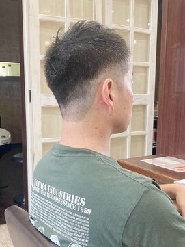 トップヘアー 大元店(TOP HAIR) 20代30代40代50代刈り上げショートソフトモヒカン 【つばき】