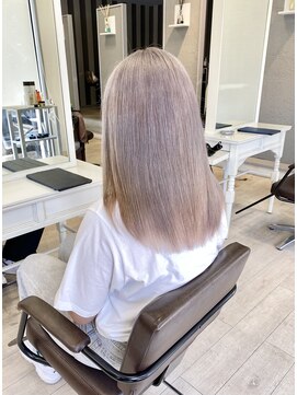 ラヴリア クルメ(LOVERIA KURUME) シルバーベージュ