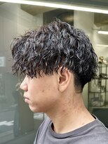 ウィル バイ ブラウン(Vir by Brown)&nbsp;縦落ちパーマ/ツイスパ/センターパート