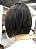 静岡ボブ白髪ぼかしハイライトショートボブグレージュ