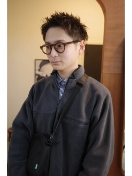 エディ(Edy) メンズスパイキーショート刈り上げブラウンカラー眉毛カット岡山