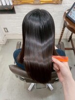 ギリア(Gillia)&nbsp;ぷるんと艶髪/アッシュブラウン/ロングヘア