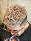 ブロンドパーマ×フェード