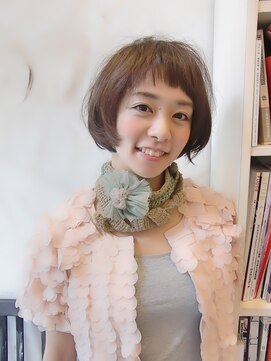 ブーケ(BOUQUET) 小顔マッシュボブ 短め厚めバング