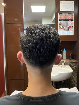 ヒロギンザ 新橋日比谷口店(HIRO GINZA) 濡れパン×スキンフェード　新橋　理容室　ヒロ銀座　日比谷