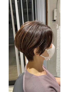 グロー(glow) ショート/くびれショート