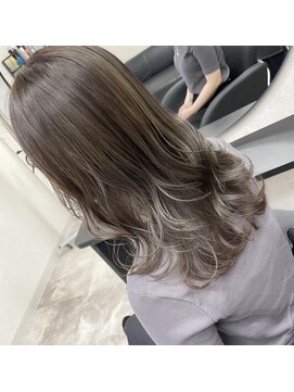 エル(elle.) highlight color