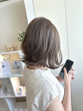 ビフィーノ ソラーレ 夙川店(bifino solare) ミディアムスタイル