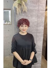特殊ヘアーからナチュラル系、幅広いスタイルが得意♪