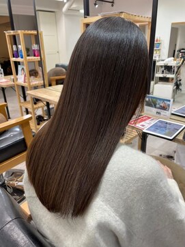 クラン(Chlan) ツヤツヤストレートアッシュブラウン