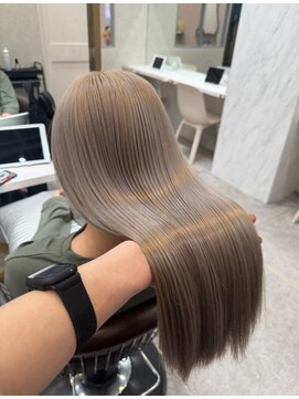 ロンド レア 天神大名店(Lond Le’a) ダブルカラーでもサラツヤ髪♪