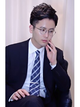 リプレイ(Replay) ONとOFFどちらも決まるメンズスタイル