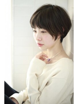 ネオリーブ チロル 横浜西口店(Neolive CiroL.) 大人女子のショートスタイル