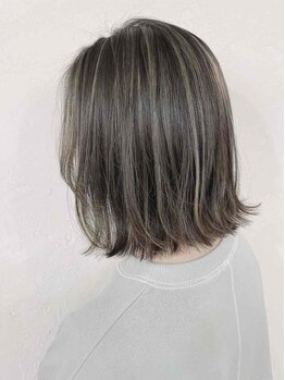 ライフスタイルに合わせた透明感のあるカラーに☆次回来店まで綺麗に過ごせるヘアカラーを提案♪【橋本】