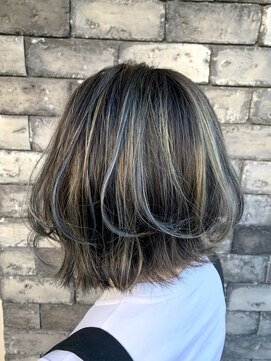 ラヴィエール(LAVIERE by R-EVOLUT) 3Dハイライト　アッシュカラー　ブルーグレー　店長　柿本翔一朗