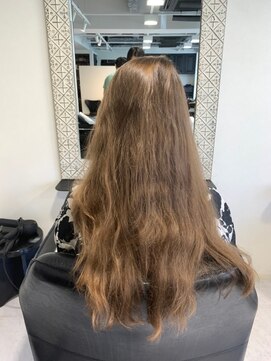 シアー(SHEER.) 髪質改善×縮毛矯正×酸性ストレート【表参道,青山美容室】