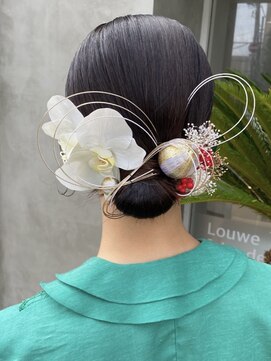 ローウェ 愛知豊橋(Louwe) 髪質改善トリートメント透明感ベージュカラーボブヘアセット豊橋