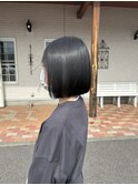 美髪矯正 × 切りっぱなしボブ