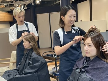 カラーキッチン 高円寺店(color kitchen)の写真/頭皮が敏感な方にも◎プロによるケアでホームカラーの手間とダメージから解放される素敵な毎日をサポート◇