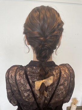 ビーワールド(B WORLD) 編みおろしスタイル