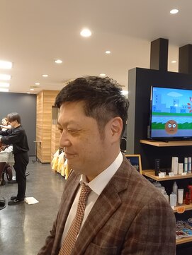 男を磨くメンズサロン オム グランド(HOMME GRAND) ビジネスショート