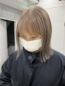 ミーム 原宿 表参道(meme) ☆ハイトーンブリーチミルクティーカラーホワイトベージュカラー