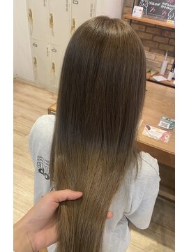 トリニティ 本厚木(trinity) ヘーゼルベージュ