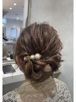 アクイール ピュール ヘア(Accueillir Pur hair)&nbsp;シニヨンアレンジ