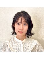 アイビー(ivy)&nbsp;エッジーキュート透明感ウェービーショート