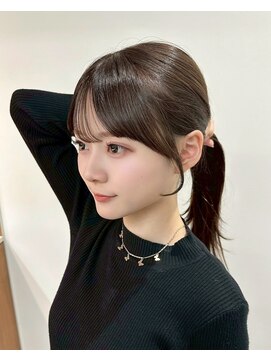 メラク(Merak) 横顔が綺麗に見える 顔まわりレイヤーカット