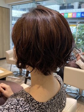 ジュイール(jouir) 三鷹ショートボブくびれショートイルミナカラー顔周りレイヤー