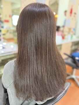 アークスヘアー 20代30代ウルフインナーカラー立体感小顔丸み乾かすだけ