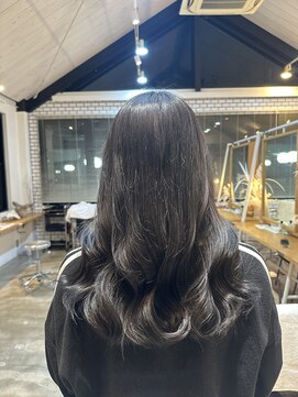 リーファ(reefur) グレージュカラー