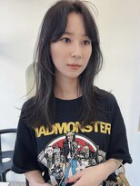 ユー(yew) ミディアムレイヤーカット/レイヤーカット/ウルフレイヤーカット