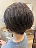 ショートボブ