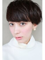 ナヌーク シブヤ(nanuk shibuya)&nbsp;モードからカジュアルなファッションに◇アッシュ系大人ショート