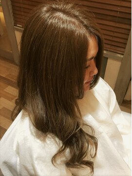 ヘアー ポッシュ(Hair POSH) 赤味をおさえたアッシュベージュカラー
