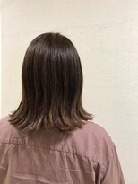 コム(com by neolive)&nbsp;切りっぱなしボブ2