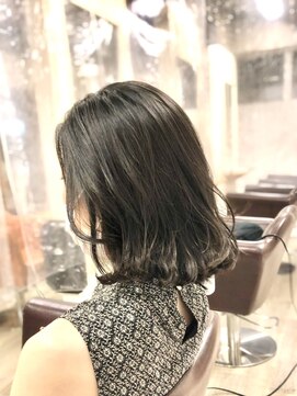 アンプリュス リアン(1+ Unplus lien) 暗髪透明感グレージュ外巻き大人ロブ/亀戸