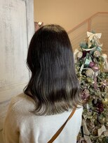 ワークスヘアー(WORKS HAIR)&nbsp;ホワイトシルバーインナーカラー