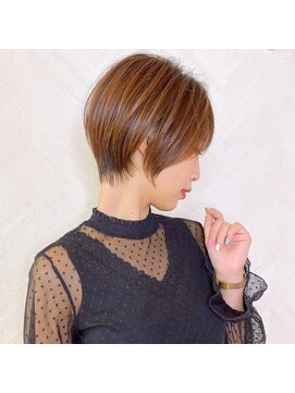 ロンド ストラーダ 心斎橋(Lond strada) ショート×ハイライト白髪ぼかし×シルキーベージュ[心斎橋]