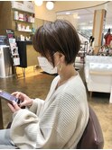 大人可愛い20代30代40代50代黒髪前下がりショートボブ/鹿児島