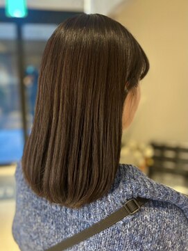 エミュ 伏見 国際センター(emu) 艶髪/ナチュラルストレート/アースカラー/カーキアッシュ/伏見