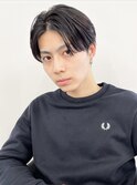 毛流れハンサムショートセンターパートメンズ黒髪爽やか