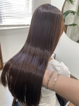 グラフ 立川(Graph.) 縮毛矯正 Aujua髪質改善トリートメント