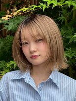 カルム(kalm)&nbsp;20代30代ミニボブ前髪あり前髪なし顔周りレイヤーカットオリーブ