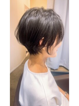 カナロアバイボニークチュール(KANALOAbyBONNY COUTURE) 大人女子の若見せ黒髪ショートボブ/大人ショートボブ/40代