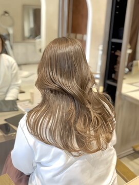 ジーナ 高槻(Zina) ヘーゼルベージュ/韓国ヘア